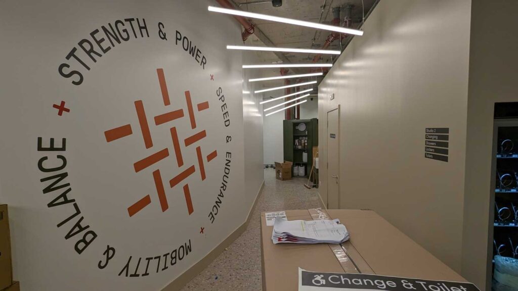 FULL COLOUR PRINTED HIGH-TACK VINYL in London