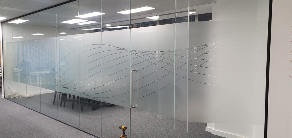 CUT PRIVACY FROSTED VINYL in London