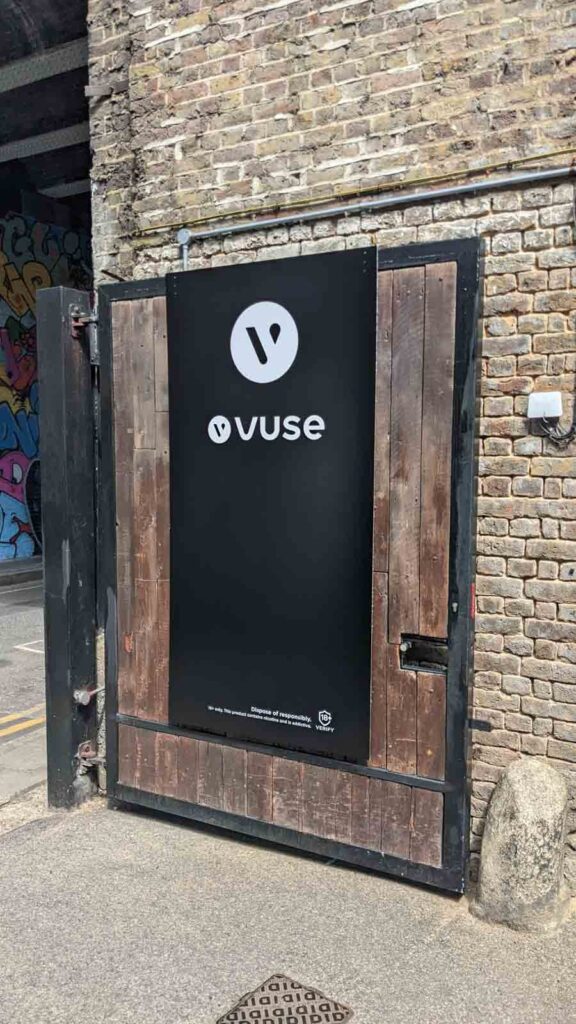 ALUMINIUM COMPOSITE ENTRANCE SIGN DROP in London